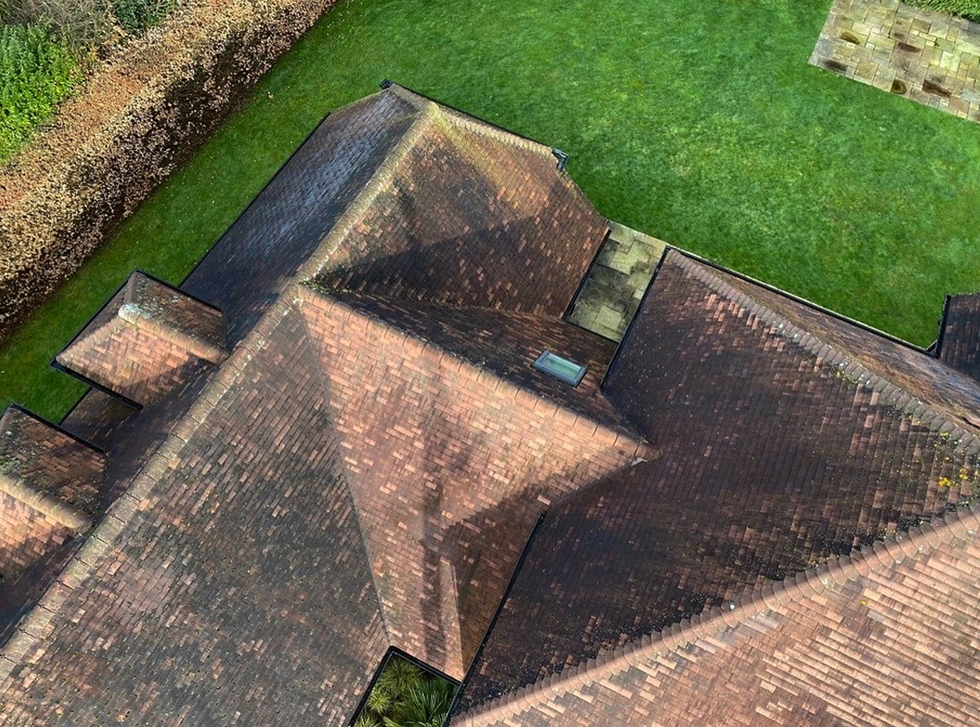 Roof before being cleaned